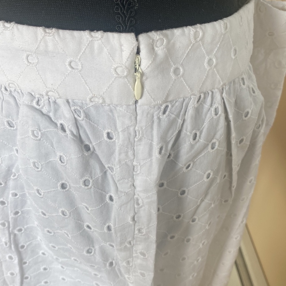 GAP White Eyelet Mini Skirt - Picture 4 of 12